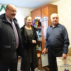 Депутаты поздравили жителей блокадного Ленинграда