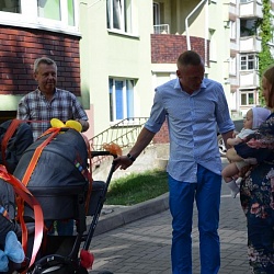 Депутат Данил Кельманский оказал помощь многодетной семье